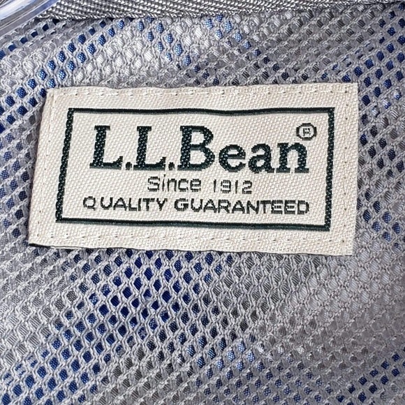 LL Bean Men's Small Blue Plaid Short Sleeve Button Down Shirt Mesh Lined Fish - Picture 10 of 13